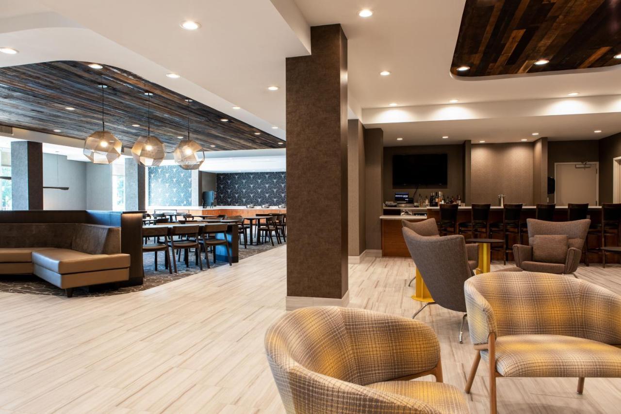 Hotel Springhill By Marriott