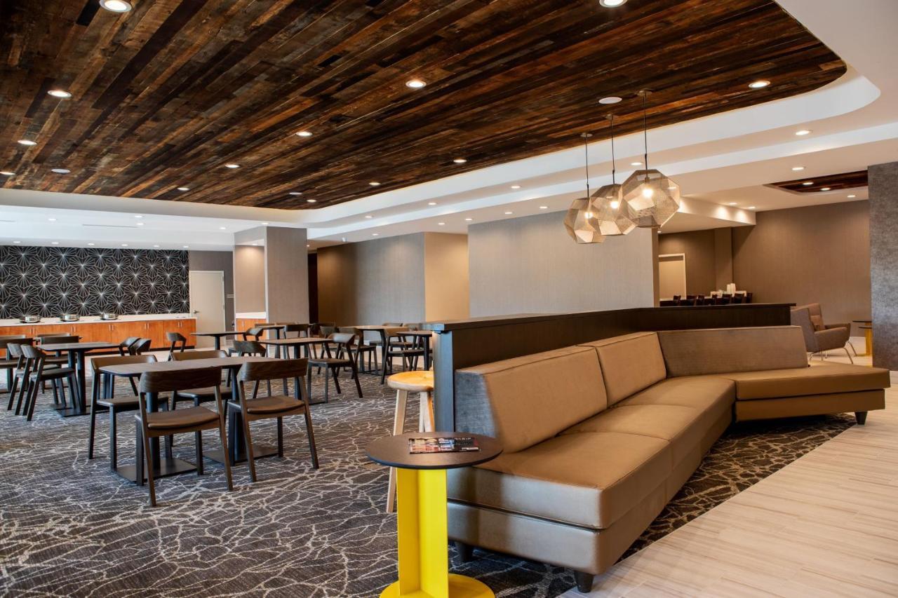Hotel Springhill By Marriott 3*